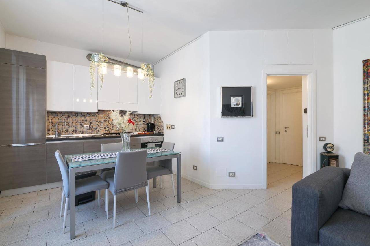 Primopiano - Battaglia A Apartment Милано Екстериор снимка