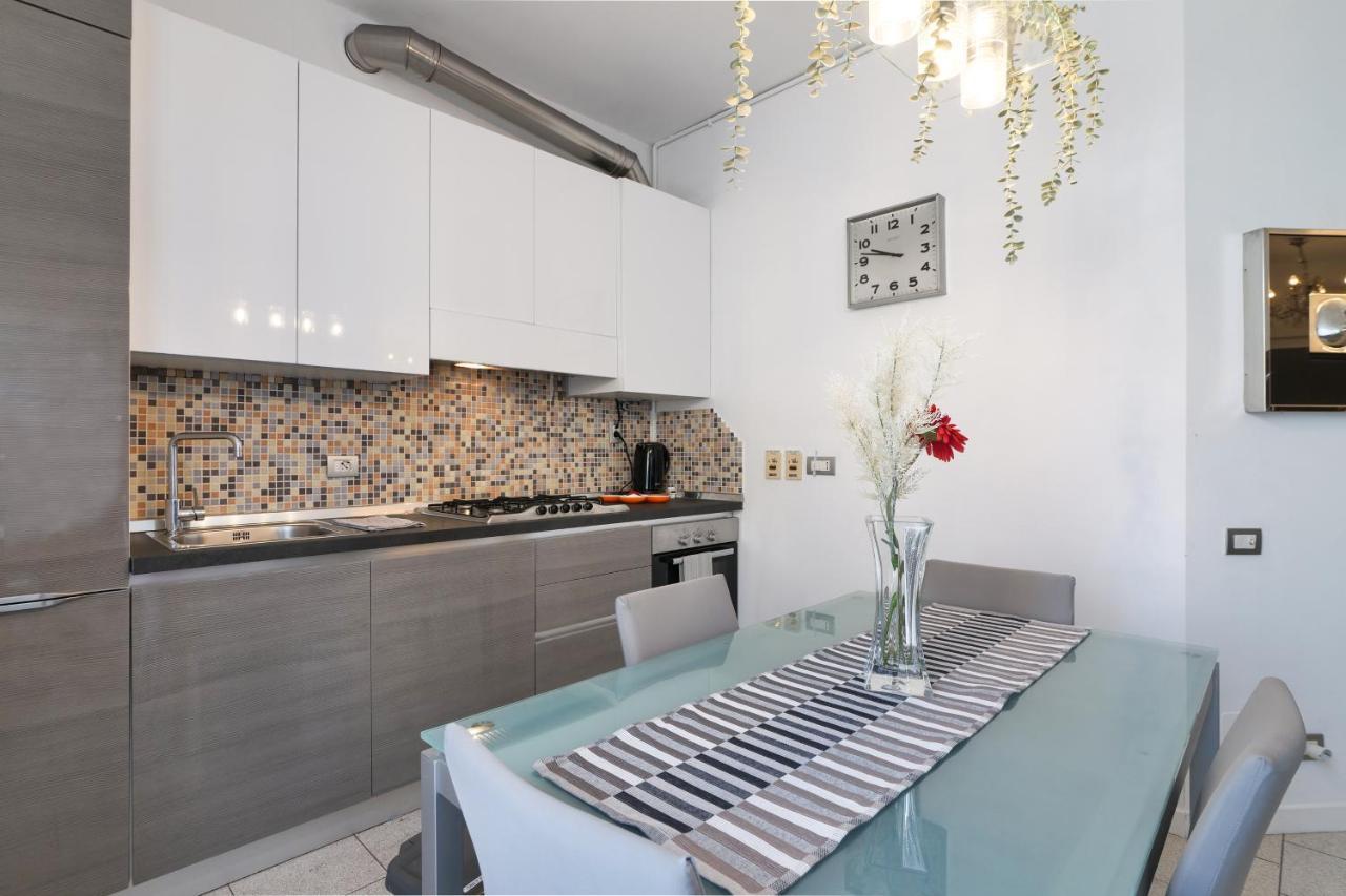 Primopiano - Battaglia A Apartment Милано Екстериор снимка