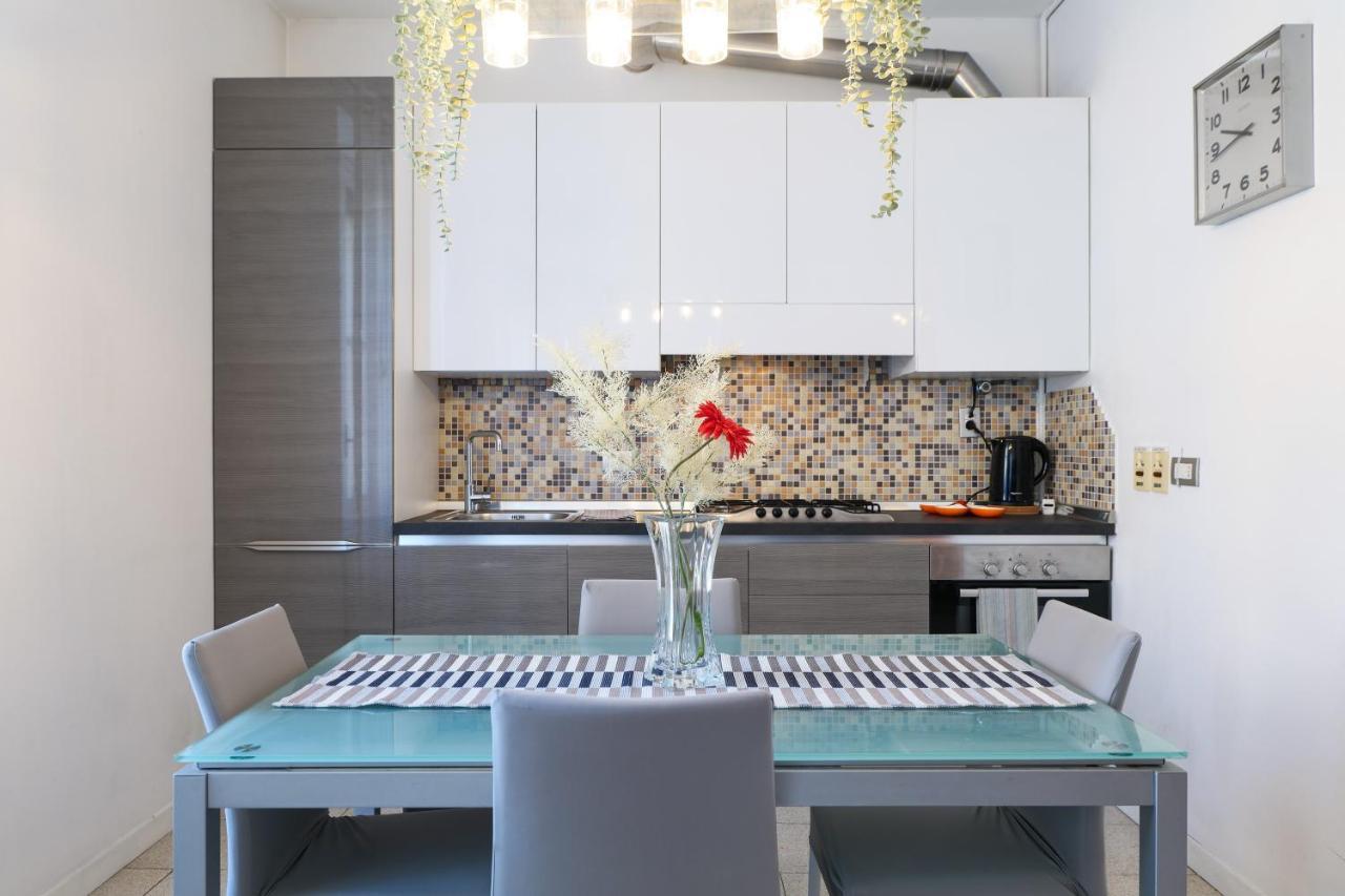 Primopiano - Battaglia A Apartment Милано Екстериор снимка